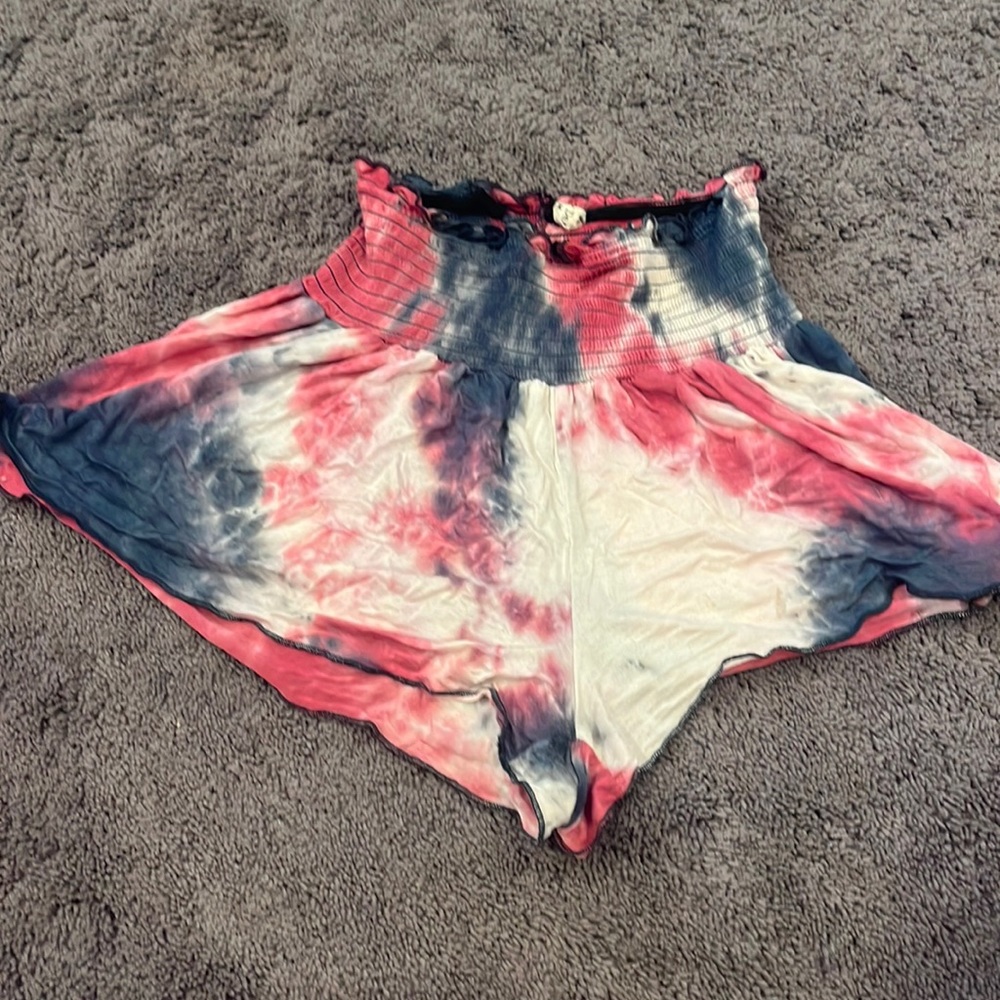 Flowy shorts